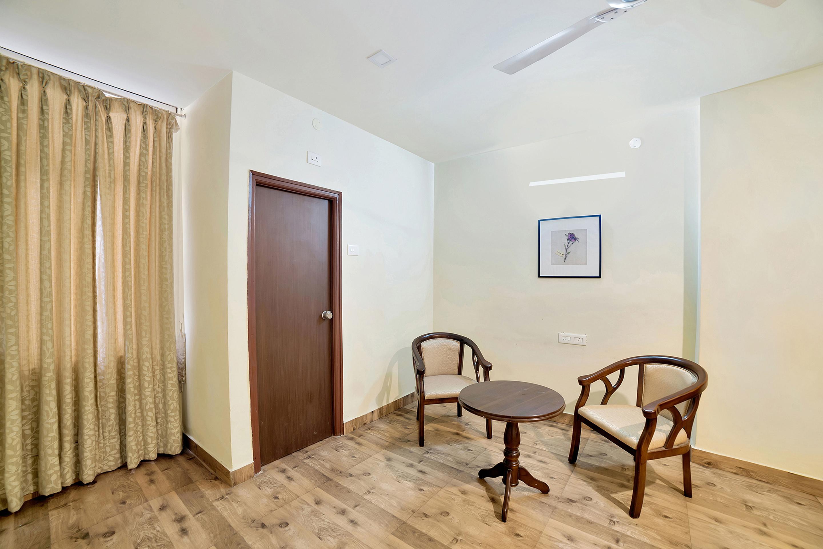 Oyo 674 Apartment Hotel Manar Luxury Suites Гайдарабад Екстер'єр фото